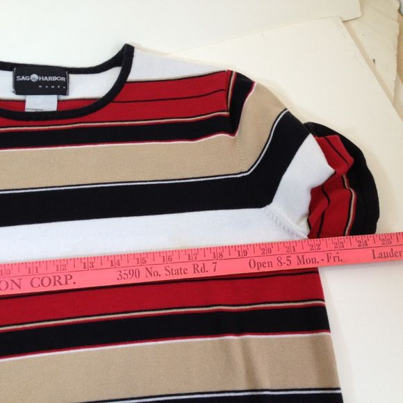 Sag Harbor Womans Knit Sweater Top Size 1X Great Striped Design - Picture 8 of 9